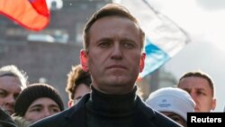 «У результаті, коли ми там зупинилися, усіма камерами завідували абсолютно незрозумілі люди»