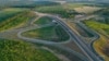 Розв’язка траси М-03 Київ- Харків-Довжанський. Об’їзна дорога Полтави. Частина проєкту «Велике будівництво». Україна, літо 2021 року 
