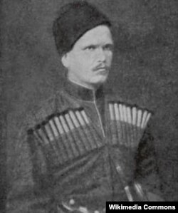 Володимир Гіляровський в кубанському вбранні. У 1878 році він ще не мав статури Тараса Бульби