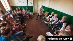 Когато старото поколение предава традициите на младите