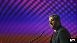 Христо Иванов, председател на партия "Да, България", част от коалицията "Продължаваме промяната - Демократична България", говори по време на Третата национална конференция на формацията, 9 март 2024 г.