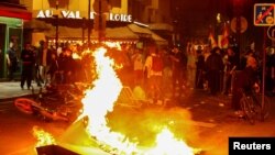 Шайлоодон кийин башталган нааразылык акциясындагы башаламандык. 30-июнь, 2024-жыл. Париж.