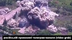 Раніше медіа повідомили, що вперше Росія застосувала тритонну авіабомбу ФАБ-3000 під час удару по селу Липці на півночі Харківської області