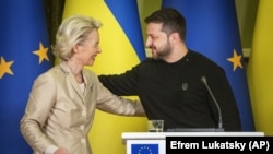 Владимир Зеленский менен Урсула фон дэр Ляйен.