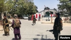 په کابل کې د طالبانو د حکومت سرتېري د پهرې پر مهال - پخوانی انځور.