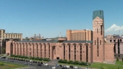Տասնյակ միլիոնների անվճար բենզին քաղաքապետարանի՝ մեքենա ունեցող աշխատակիցներին