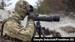 Parlamentul ucrainean a decis că unii deținuți pot fi înrolați pe front. 