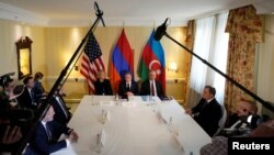 Армения менен Азербайжан лидерлеринин Мүнхендеги жолугушуусу. 