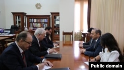 Արխիվ
