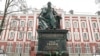 Сапог Уварова. Соцсети о "раскрытии троцкистской ячейки" 