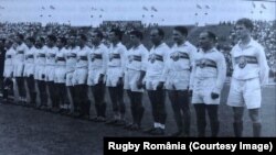 Fotografia cu echipa României de la meciul de rugby împotriva Franței din 1960, la București