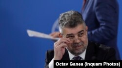 La sfârșitul lunii august, guvernul condus de Marcel Ciolacu a adoptat prin Ordonanță de Urgență (OUG) plata gărzii şi a voucherelor de vacanţă în domeniul sanitar. Tot prin OUG a fost adoptată, pe 30 iunie, limitarea adaosurilor comerciale la anumite alimente.