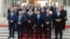 Članovi Vlade Crne Gore premijera Milojka Spajića, ispred Skupštine Crne Gore nakon izbora u ranim jutarnjim satima 31. oktobra 2023.