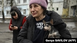 Ukrajinska vojska spašava civile oko Bahmuta