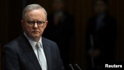 Прем’єр-міністр Ентоні Альбанізі повідомив у коментарі телеканалу ABC, що уряд отримав від російської влади підтвердження того, що Дженкінс живий, і шукає додаткових підтверджень цього