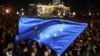Белград: протестувальники намагалися потрапити до міської асамблеї, поліція застосувала сльозогінний газ