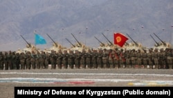 ЖККУнун тынчтык орнотуу күчтөрүнүн “Бузулбас боордоштук-2023” машыгуусунун жабылыш аземи. 13-октябрь, 2023-жыл. Бишкек, Кыргызстан. 