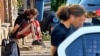 Vlad Pascu, tânărul acuzat că a lovit un grup de tineri după ce s-a urcat sub influența drogurilor la volan, fotografiat la scurt timp după accident.