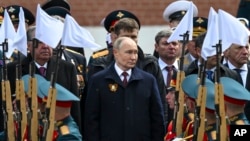 Путин на параде по случаю дня Победы