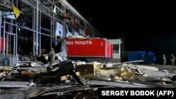 Харьковго чукул Коротич айылындагы почта терминалы чабуулдан кийин 