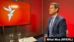 Pablo Zapata a preluat funcția de reprezentant al Înaltului Comisariat al Națiunilor Unite pentru Refugiați în România la începutul invaziei Rusiei din Ucraina. El crede că Guvernul a procedat corect când a condiționat ajutorul pentru refugiați de înscrierea copiilor la școală.