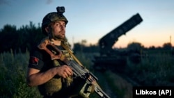 Украиналык аскер. Иллюстрациялык сүрөт.