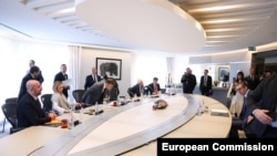 Predsednik Srbije Aleksandar Vučić na sastanku s liderima Nemačke, Francuske, Italije i evropskim zvaničnicima, Brisel, 26. oktobar 2023.