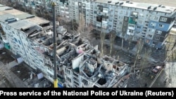 Руйнування в Мирнограді внаслідок обстрілів, фото ілюстративне
