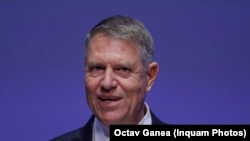 Președintele Klaus Iohannis spune că speră ca soluția candidaților separați la Primăria Capitalei din partea PSD și PNL să nu afecteze activitatea coaliției de la guvernare.