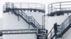 В Краснодарском крае после атаки БПЛА загорелась нефтебаза "Албашнефть"