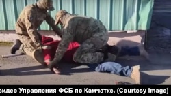 Сотрудники ФСБ, иллюстративное фото 