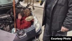 Migrantkinja na prelazu Gradina, 24. mart 2023. Foto: Uprava carina Srbije