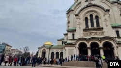 Опашка пред храма "Св. александър Невски" в София в петък