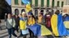 «Жодного франка агресору!», «Швейцарський нейтралітет означає жадібність», «Свобода України – свобода Європи». Під такими гаслами хода на підтримку України відбулася у Швейцарії в місті Берні, 4 березня 2023 року