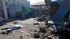 Це не перший випадок обстрілу ринку в Херсоні. На фото - наслідки російського удару по ринку в Херсоні у квітні 2023 року 
