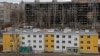 Так виглядає Маріуполь за рік після облоги російських військ: новобудови, якими хвалиться пропаганда – та руїни навколо