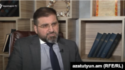 Արման Բաբաջանյանը, արխիվ