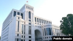 Արտգործնախարարության շենքը Երևանում, արխիվ