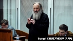 «На даний час розслідування у кримінальному провадженні стосовно Павла (Лебідя) завершено, а його адвокати ознайомлюються з матеріалами справи. Після цього обвинувальний акт буде скеровано до суду», – СБУ