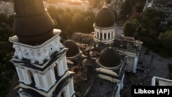 Під російську атаку потрапив найбільший православний храм Одеси – Спасо-Преображенський кафедральний собор, 23 липня 2023 року