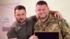 Президент менен генералдын ортосун аралаган "кара мышык"
