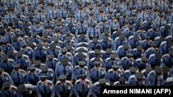 Novi pripadnici Kosovske policije na ceremoniji diplomiranja 58. generacije Kosovske policije, u Prištini, 14. juli 2023. 