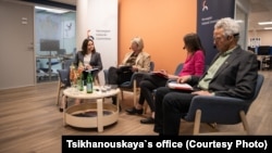 Сьвятлана Ціханоўская падчас сустрэчы ў парлямэнце Нарвэгіі, архіўнае фота