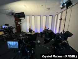 Артем Ситник (праворуч) під час інтерв’ю Радіо Свобода