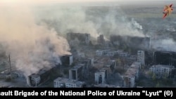 Знімок з дрона показує руйнування у Вовчанську, Харківська область