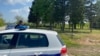 Policija u selu Malo Orašje nakon masovnog ubistva, 5. maj 2023.