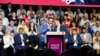 Doi dintre primarii Partidului Social Democrat, la un eveniment de campanie: în stânga, Robert Negoiță (sectorul 3), în dreapta, Daniel Băluță (sectorul 4).