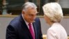 Premierul ungar Viktor Orbán și președintele Comisiei Europene, Ursula von der Leyen