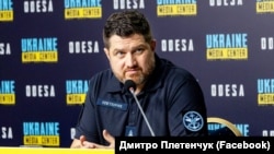 Плетенчук допускає що вивід всіх трьох підводних човнів міг бути в рамках навчального процесу особового складу, або спробою підготовки до комбінованої атаки