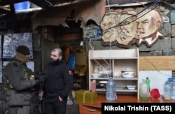 Borci Internacionalne brigade Pjatnaška fotografisani kod Avdijivke 27. oktobra.